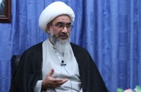 حوزه علمیه علوم انسانی غیر اسلامی را نقد کند