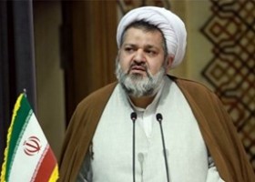 طلاب برای رضایت خداوند متعال و امام زمان عج تحصیل میکنند