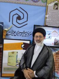 حضور در نمایشگاه قرآن درحقیقت یک نوع همراهی و یک نوع آشتیِ مداوم بین حوزههای علمیه و متدینین را به دنبال دارد