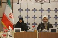 انقلابیگری در حوزههای علمیه خواهران علنی شود