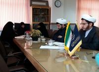 حوزههای علمیه خواهران مبلغ نماز تربیت میکنند