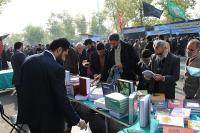 نشر هاجر در حاشیه نمازجمعه تهران نمایشگاه کتاب برپا کرد