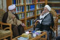 مجموعه ثامن الحجج ع را به آستان قدس رضوی واگذار کردم