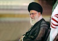 کدام عاقلی کمک آمریکا را که متهم به تولید ویروس است قبول میکند