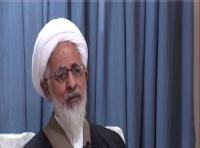 نهج البلاغه پیام الهی است که در سخن و نوشتار حضرت علی(ع) تجلی پیدا کرده است/ وظیفه رهبران الهی فقرزدایی از جامعه است نه کمک به فقرا