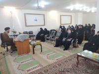 اساتید مدرسه علمیه فاطمیه شهرکرد تجلیل شدند