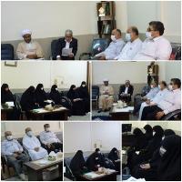 بررسی مشکلات مدارس علمیه خواهران بندرعباس در دومین نشست هیات امنا