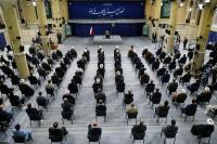 راز سربلندی جمهوری اسلامی در مقابل همه حوادث ایستادگی و نهراسیدن از دشمنان است/ کار اصلی در مبارزه با فساد، در هم شکستن ساختارهای فسادزا است