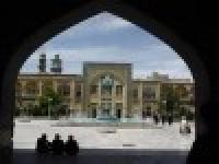 روحانیان در برابر نفوذ فرهنگ بیگانه به کشور مسئولند