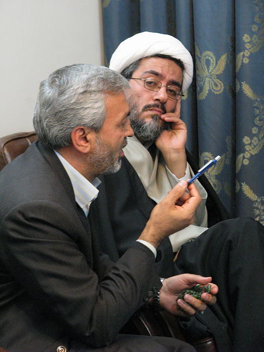 دیدار مسوولین مرکز مدیریت حوزه های علمیه خواهران با آقای دکتر لاریجانی