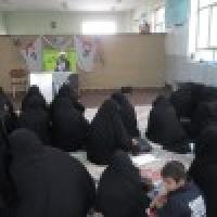 برگزاری نشست بصیرت افزایی در مدرسه علمیه ریحانه النبی س خور و بیابانک