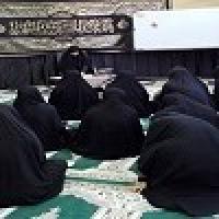 قیام عاشورا درس شهامت را به ما آموخت