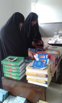 گیلان بازديد از چهارمين نمايشگاه تخصصي كتاب سال حوزه مدرسه علمیه فاطمیه صومعه سرا