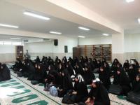 کوچکترین خطای طلبه در جامعه، بزرگ جلوه می کند 