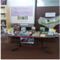 سمنان برپایی نمایشگاه کتاب به مناسبت هفته دفاع مقدس در مدرسه فاطمیه دامغان