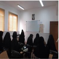 سمنان نشست «ضرورت تالیفت علمی »به مناسبت هفته پژوهش در مدرسه علمیه عصمتیه