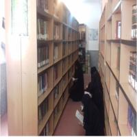 سمنان نشست اشنایی با کتب مرجع در کتابخانه مدرسه علمیه فاطمه بنت اسد بسطام