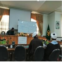 سمنان نشست طلاب مدرسه علمیه عصمتیه در نشست بصیرتی وتحلیلی مسائل روز