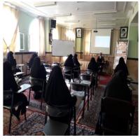 سمنان کارگاه پژوهشی بررسی و تحلیل راهکارهای صحیح در مقابله با شبهات در مدرسه حضرت معصومه س