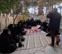اردوي نيم روزه راهيان نور در گلزار شهداي نجف آباد برگزار شد