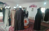 حرکت جهادی دوخت و توزیع چادر مشکی بین نیازمندان ملایر