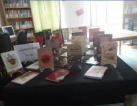 اردبیل نمایشگاه کتاب عاشورایی در مدرسه ولی عصر عجل الله تعالی فرجه الشریف گرمی