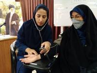 کلاس های هلال احمر در مدرسه علمیه صدیقه طاهره برگزار می شود
