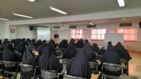 کرسی آزاداندیشی در مدرسه فاطمه الزهرا (س): بازنمایی خانواده موفق در رسانه، واقعیت یا توهم؟