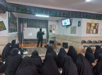 اولین نشست کارگاه علمی پژوهشی هوش مصنوعی و کاربرد آن در مقاله نویسی در جمع طلاب، اساتید و کادر مدرسه علمیه الزهرا(س) بافق با حضور جناب آقای میثم میرزایی مسئول فضای مجازی و سواد رسانه برگزار شد.