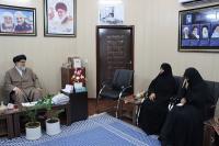 دیدار مدیر مدرسه علمیه خواهر الزهرا سلام الله علیها شهرستان با امام جمعه بافق
