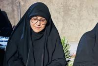 نسل مقاوم در پرتو الگوگیری از سیره حضرت زهرا (س) و تربیت مادرانه شکل میگیرد