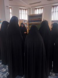 کتابخوانی بازدید از کتابخانه حوزه و معرفی منابع تخصصی و معرفی کتاب های روایی و تفسیری مرجع