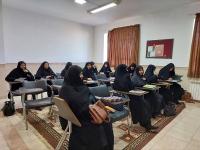 بازدید مدیر مدرسه علمیه تخصصی امام حسین(ع) یزد از کلاس تخصصی کلام و تفسیر