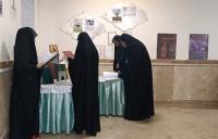 نمایشگاه دستاوردهای طلاب و فضاسازی در هفته پژوهش.