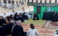 مدرسه علمیه فاطمیه ارسنجان به مناسبت گرامی داشت ایام تشییع پیکر مطهر رهبر شهید، در شهرک امام خمینی و حسینیه  روستای کفر، غرفه و موکب مادر و کودک برپا کرد. 