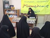 نشست اخلاق به مناسبت میلاد پیامبر اکرم صلی الله علیه و آله و سلم و امام جعفر صادق علیه السلام در مدرسه علمیه تخصصی الزهرا علیها السلام گراش برگزار شد.